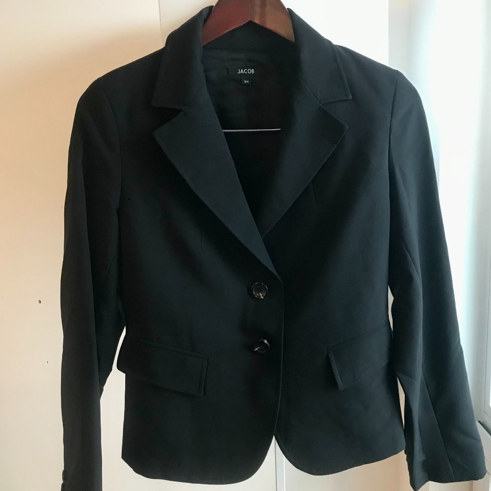 *Made in Canada* Single-Breasted Two-Button Semi-Cropped Blazer Jacket - Size 4